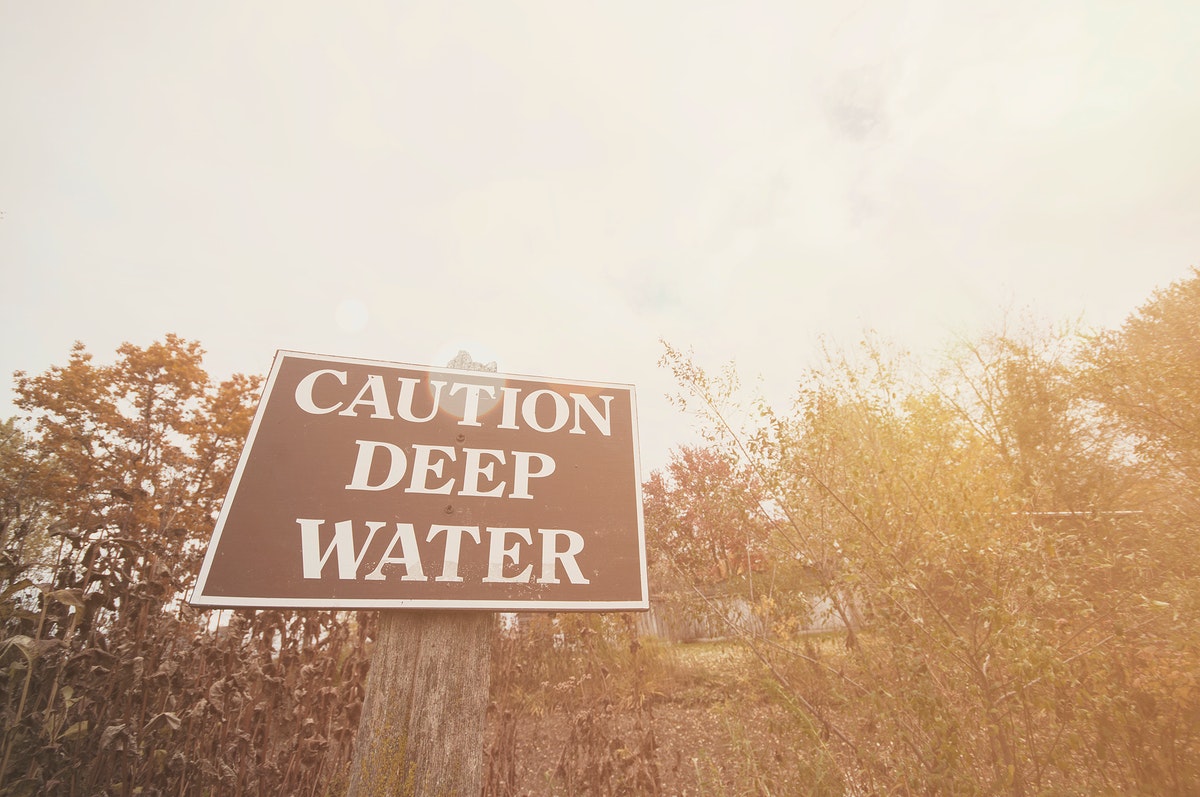 Caution deep water, warning sign